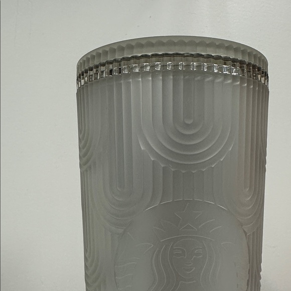 STARBUCKS 24oz Venti Tumbler with lid Gray Silver siren scales - Picture 2 of 5
